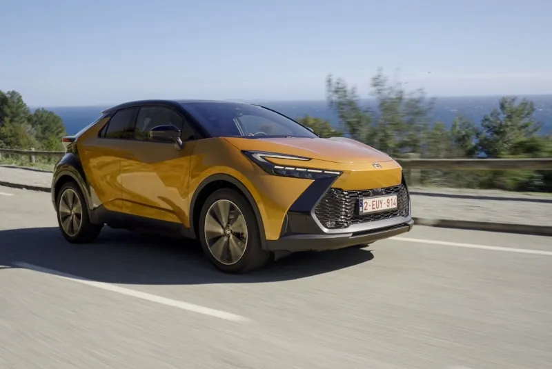 Toyota C-HR Gallery