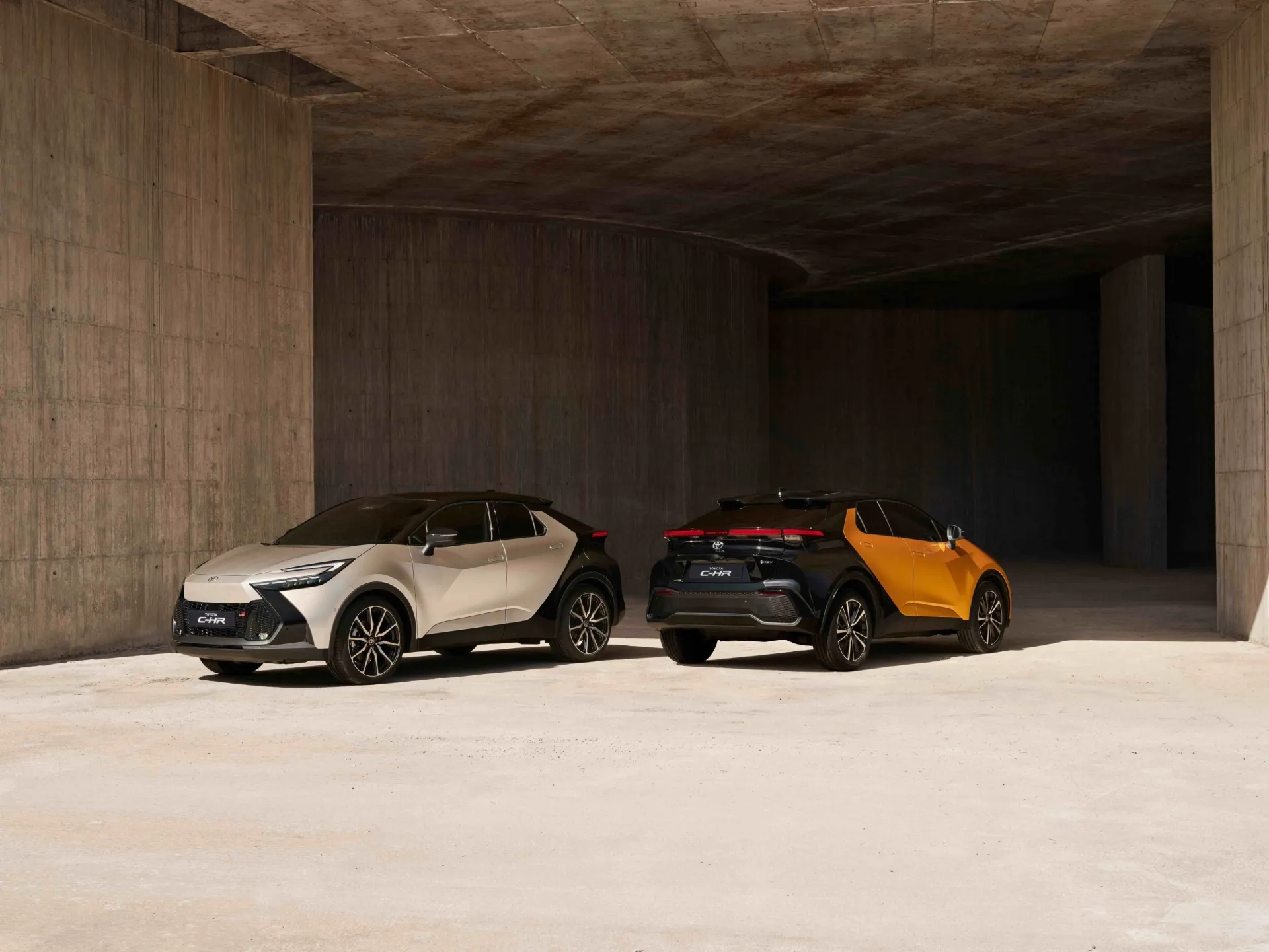 Toyota C-HR Gallery