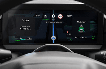 Le combiné d'instrumentation numérique 12,3 pouces offre une lisibilité exceptionnelle en toutes circonstances. Personnalisez l'affichage selon vos préférences et gardez les informations essentielles à portée de regard. Navigation, vitesse, autonomie : organisez votre espace d'information comme vous le souhaitez